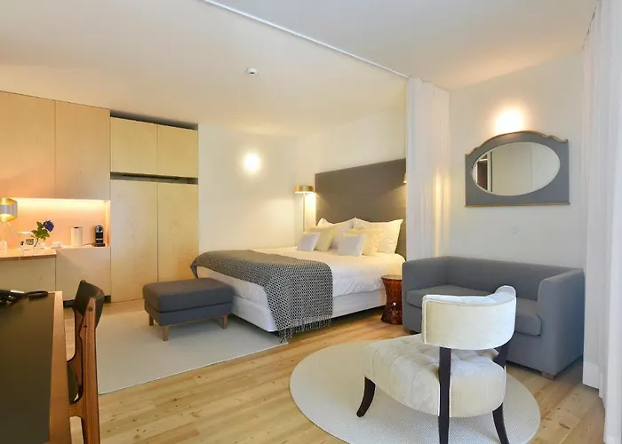 Casas Da Lapa, Nature & מלון