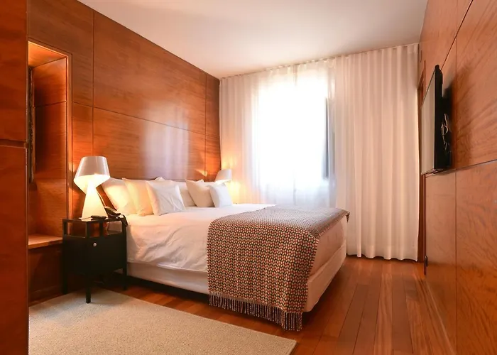 Casas Da Lapa, Nature & Seia