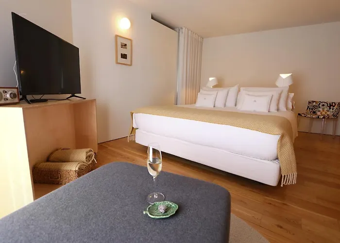 Casas Da Lapa, Nature & מלון